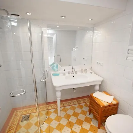 Aan Zee En Duin * Egmond aan Zee