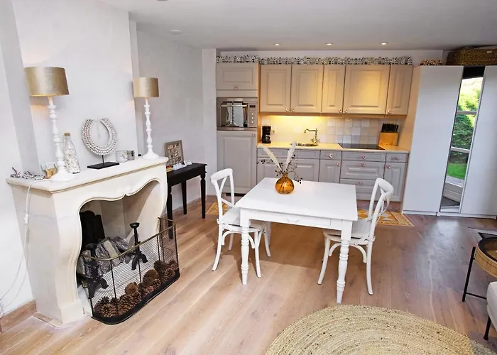 בית נופש Aan Zee En Duin