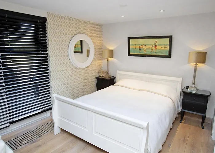 Aan Zee En Duin * אגמונד אן זי