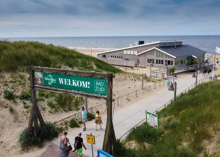 Aan Zee En Duin * אגמונד אן זי